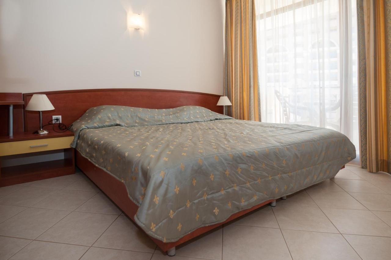 Aparthotel Poseidon ซันนีบีช ภายนอก รูปภาพ